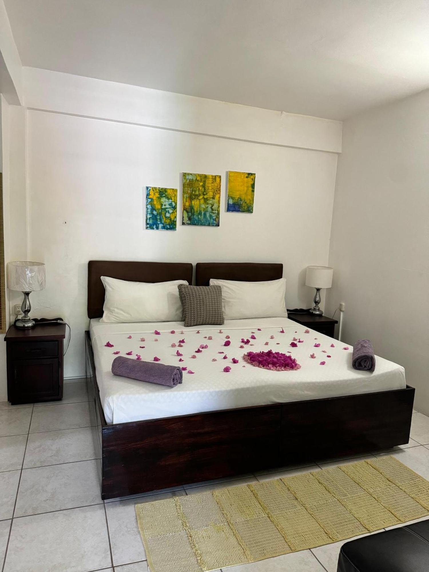 Tropical Apartments Tobago Scarborough Dış mekan fotoğraf